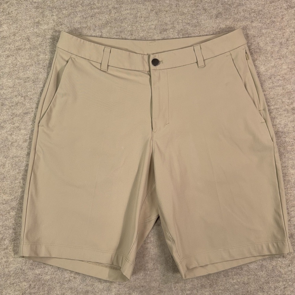 Lululemon Commission Short 9 Inseam Mens 32 Khaki Tan Chino Golf Shorts LM7B96S